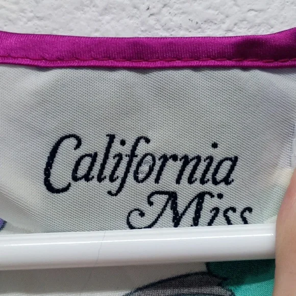 Vintage 80s-90s California Miss Floral Satin Blouse // M - Picture 3 of 5